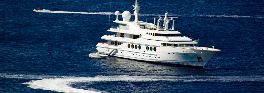 yacht
